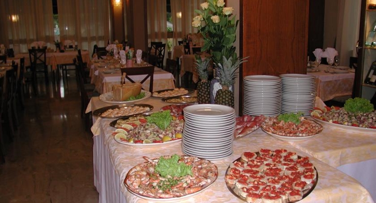 Hotel Garden - Tabiano Terme, Buffet