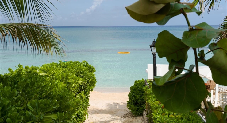 Comfort Suites Seven Mile Beach - Grand Cayman